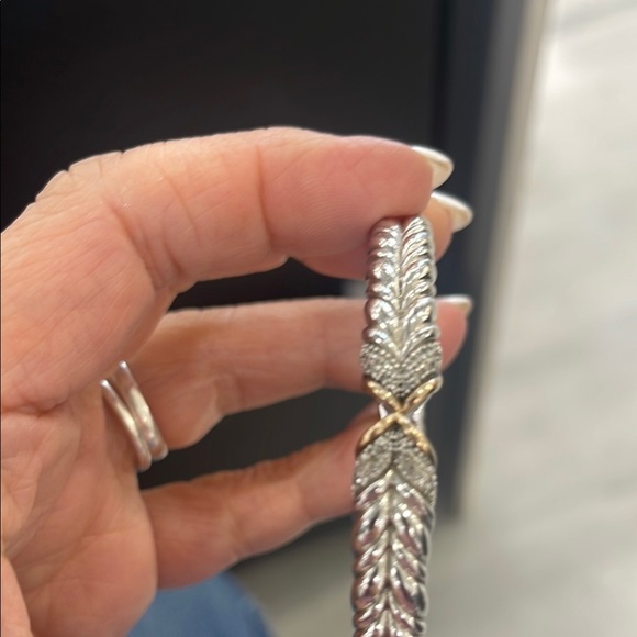 Elegant Silver and Gold Women's Bracelet - Picture 8 of 8